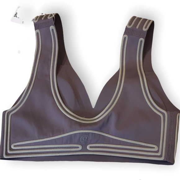 ☀️Host Pick☀️ LULULEMON GET IN LINE VIOLET CREAM YOGA BRA! Size 4 - Picture 7 of 8
